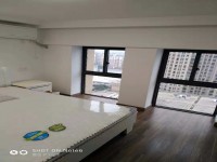 房子是朝南的复式楼46+46 立邦单身公寓