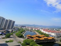 绿都小区132平方边间188万白坯 绿都小区132平方边间188万